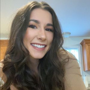 Meet your Posher, Savannah